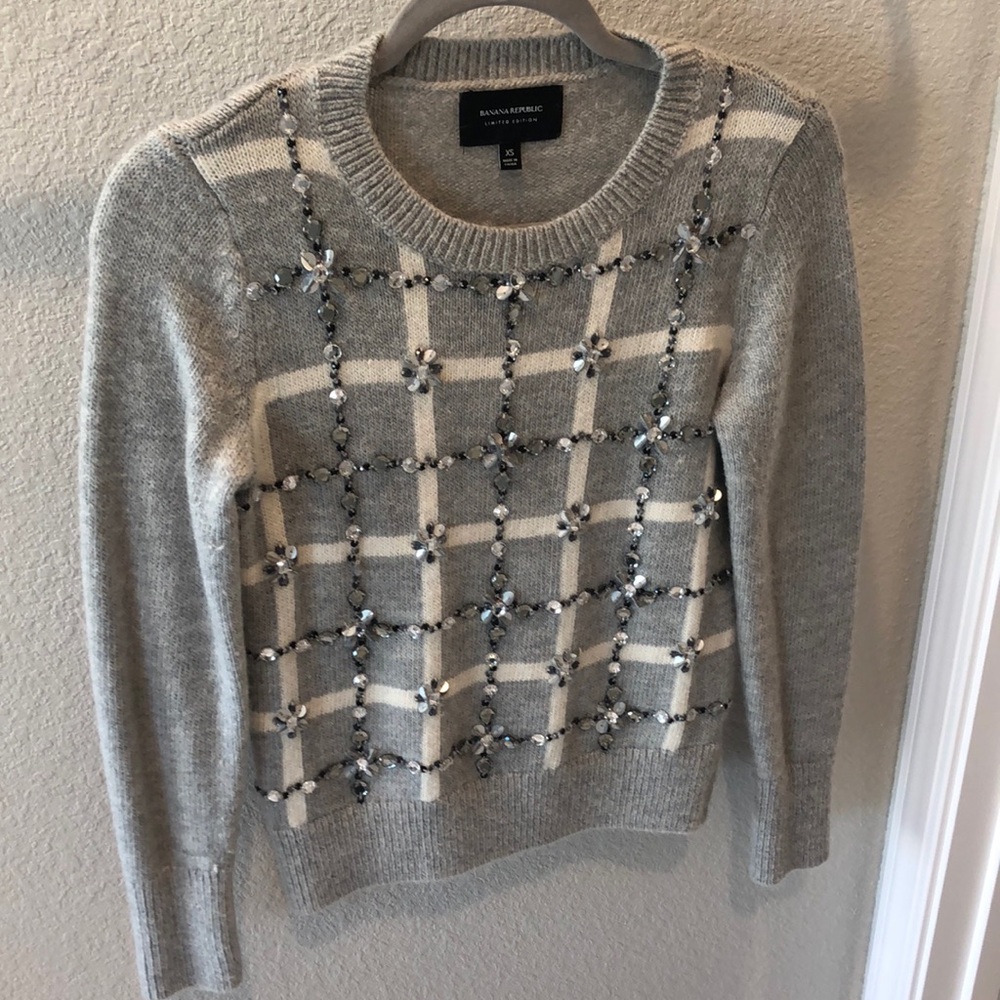 BR sweater xs